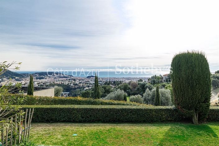 Image No.2-Propriété de 4 chambres à vendre à Nice