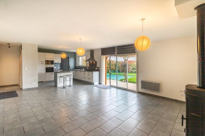 Image No.5-3 Bed House for sale