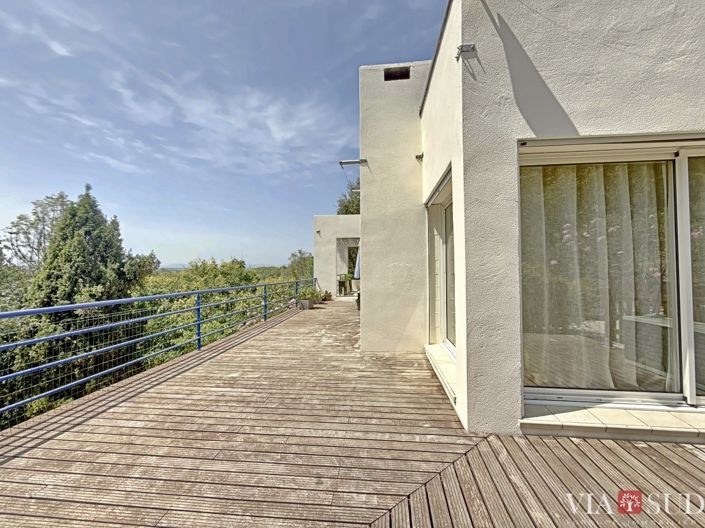 Image No.3-5 Bed Property for sale
