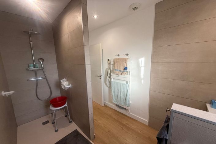 Image No.11-4 Bed House for sale