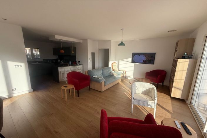 Image No.4-4 Bed House for sale