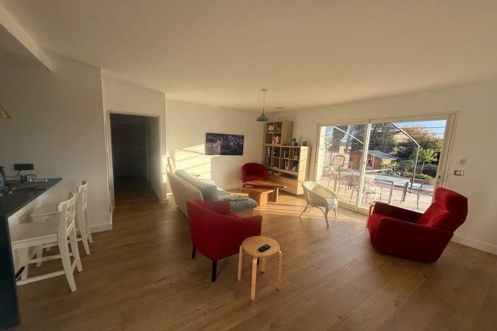 Image No.5-4 Bed House for sale