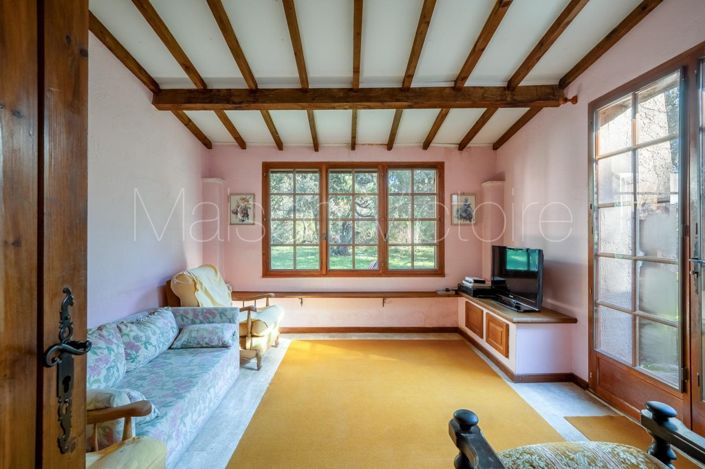 Image No.10-4 Bed House for sale