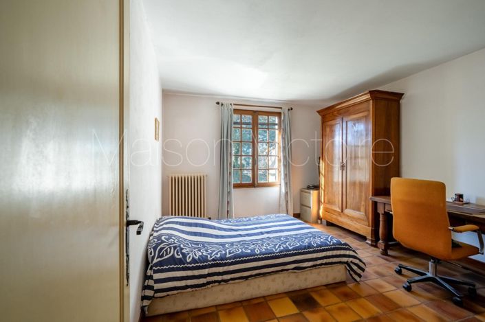 Image No.9-4 Bed House for sale