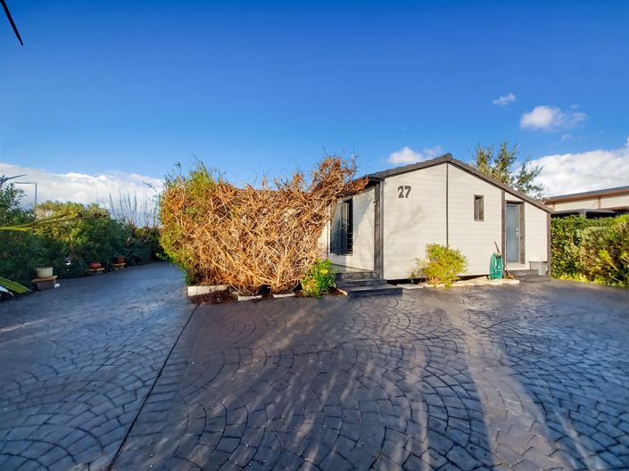 Image No.11-3 Bed House for sale