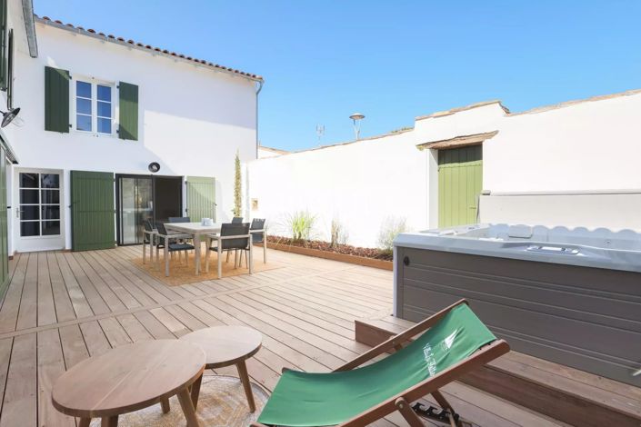 Image No.25-5 Bed House for sale
