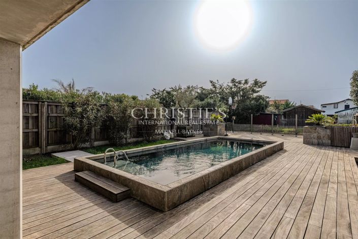 Image No.3-4 Bed House for sale