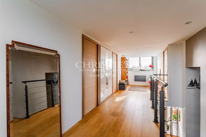 Image No.9-4 Bed House for sale