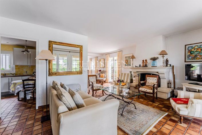 Image No.7-4 Bed House for sale