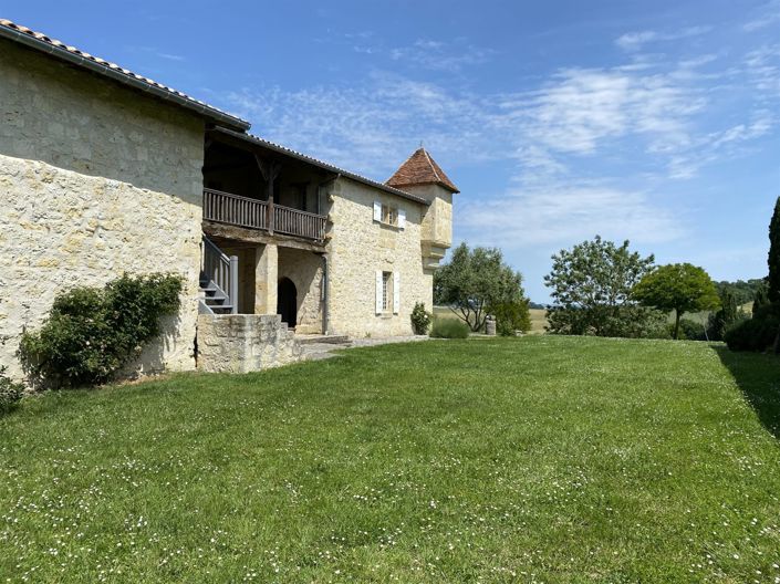 Image No.19-4 Bed House for sale