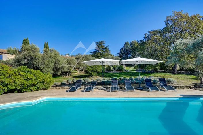 Image No.3-5 Bed House for sale