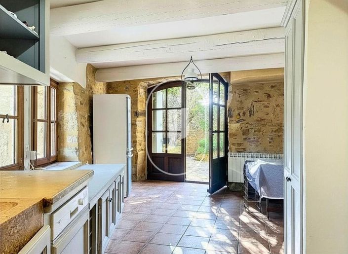 Image No.7-2 Bed House for sale