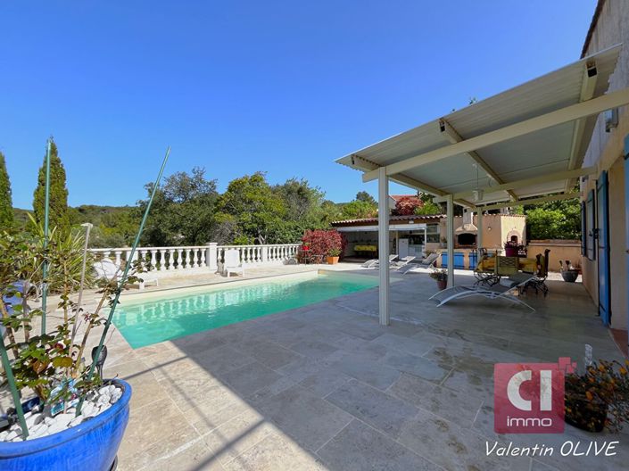 Image No.12-4 Bed House for sale
