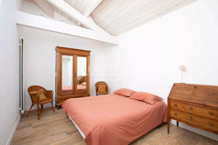 Image No.6-3 Bed House for sale