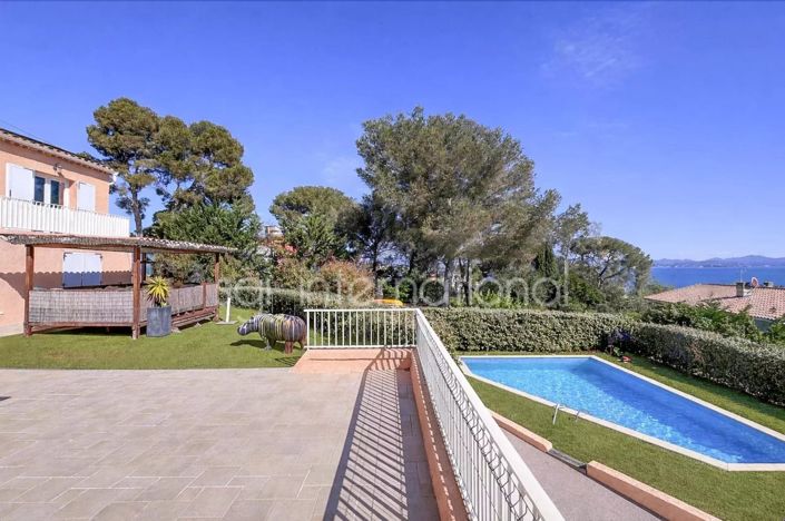 Image No.3-4 Bed House for sale