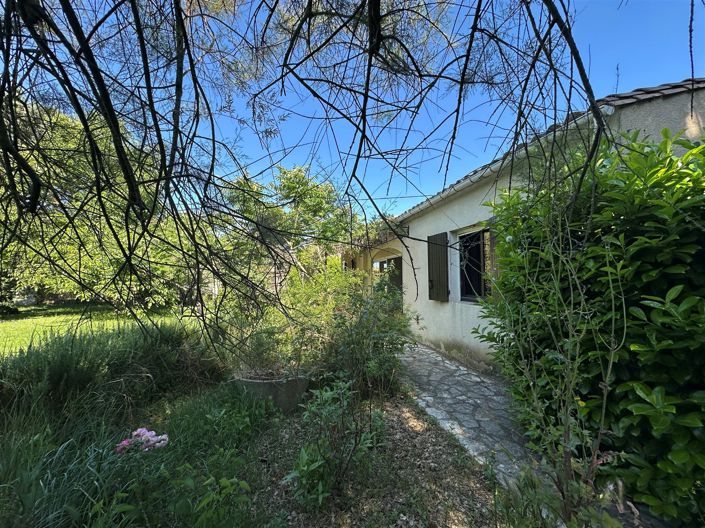 Image No.6-Maison de 2 chambres à vendre à Uzès