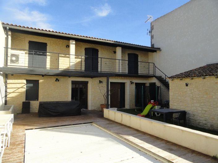 Image No.2-4 Bed House for sale
