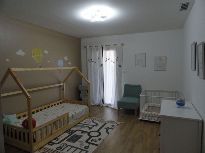 Image No.9-4 Bed House for sale