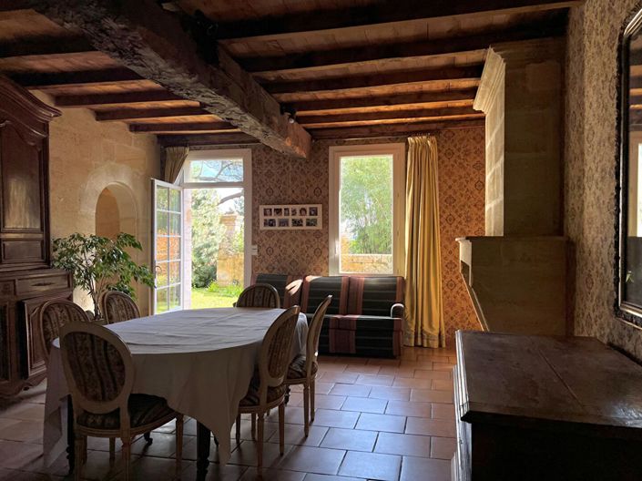 Image No.5-6 Bed House for sale