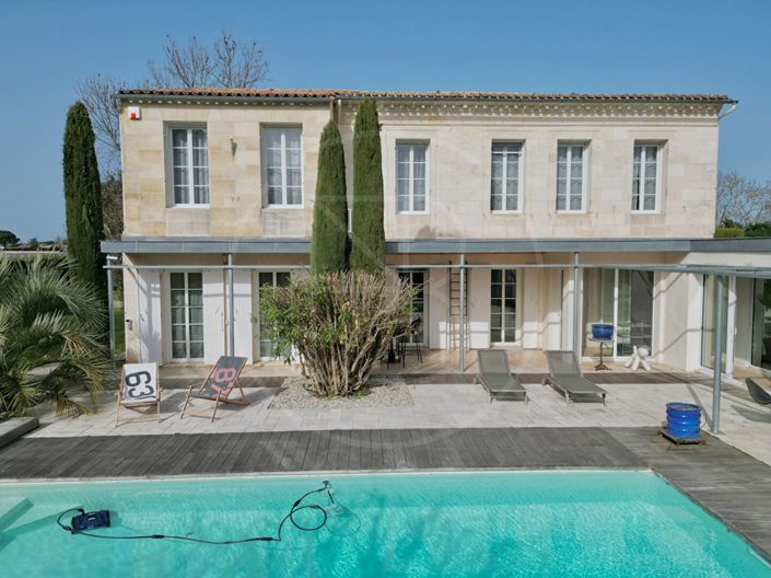 Image No.2-5 Bed House for sale