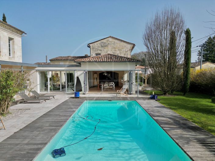 Image No.3-5 Bed House for sale