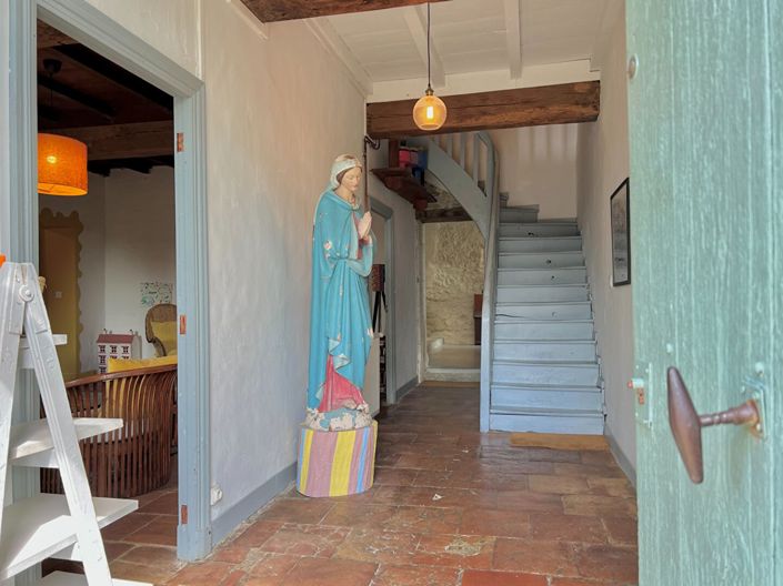 Image No.5-5 Bed House for sale