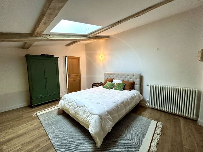 Image No.12-5 Bed House for sale