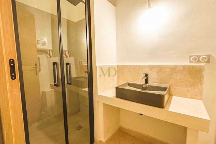 Image No.14-3 Bed House for sale