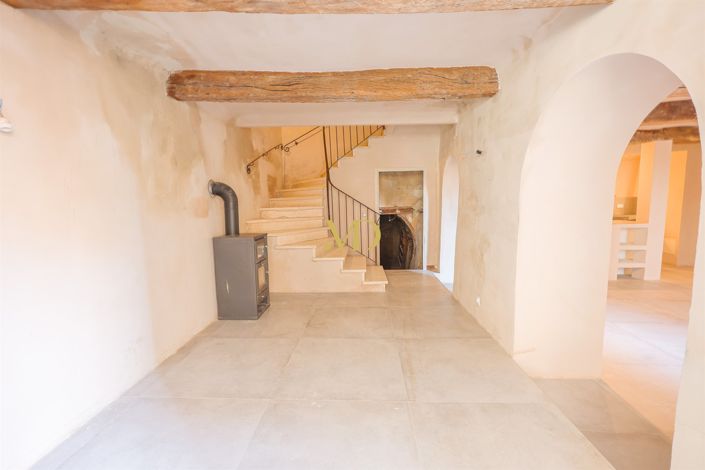 Image No.7-3 Bed House for sale