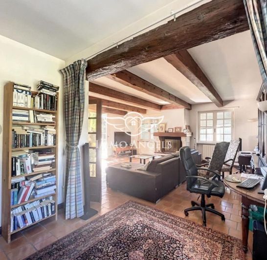 Image No.27-5 Bed House for sale