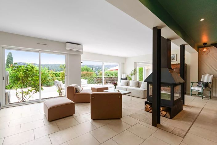 Image No.9-4 Bed House for sale