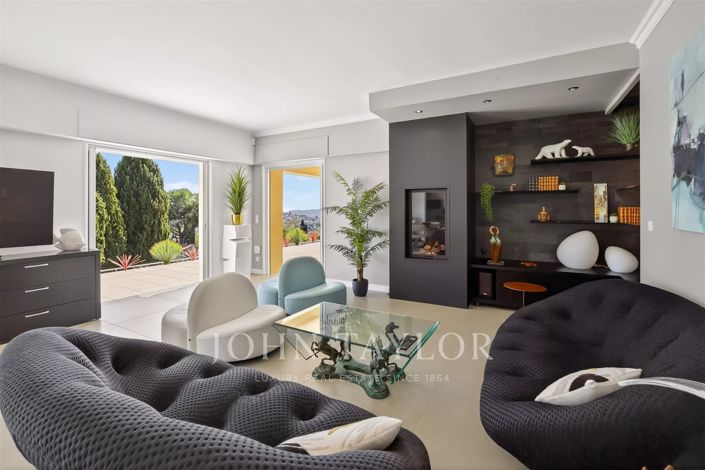 Image No.4-3 Bed House for sale