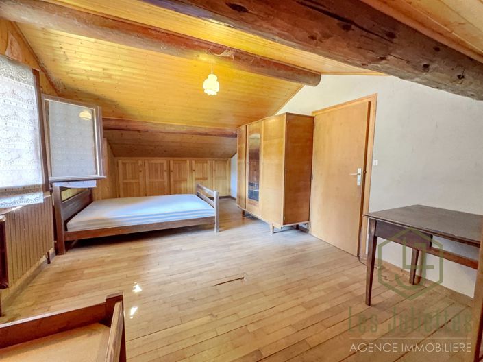 Image No.8-3 Bed House for sale