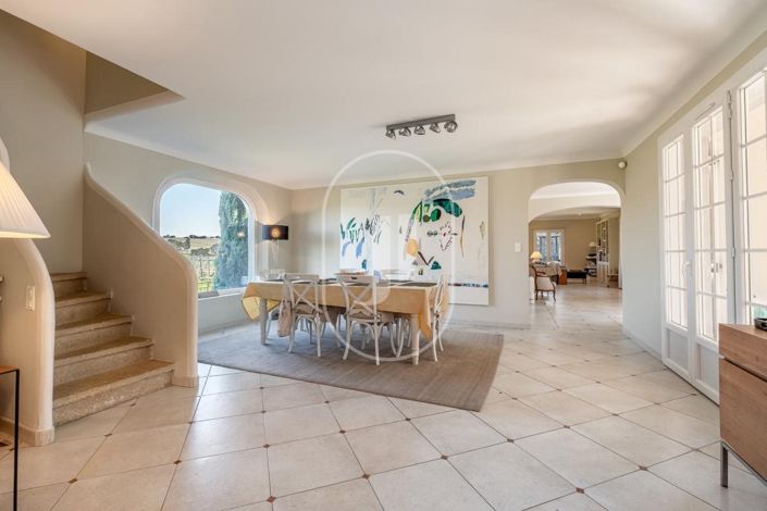 Image No.7-4 Bed House for sale