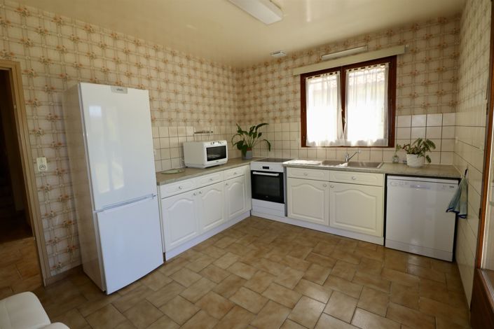 Image No.3-3 Bed House for sale