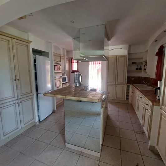 Image No.6-4 Bed House for sale