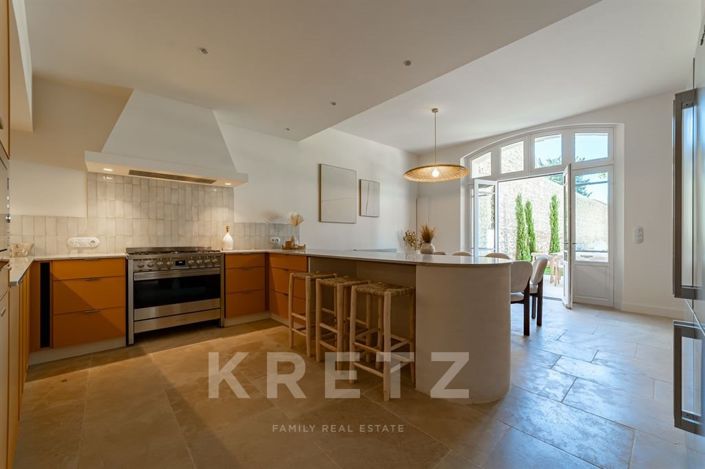 Image No.13-5 Bed House for sale