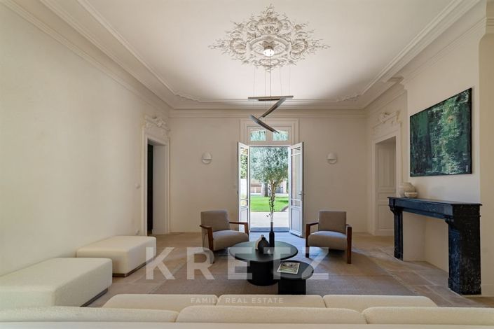 Image No.4-5 Bed House for sale