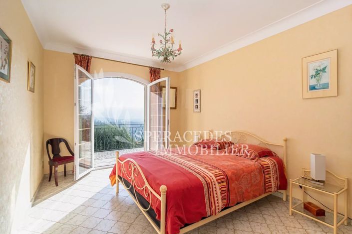 Image No.9-3 Bed House for sale