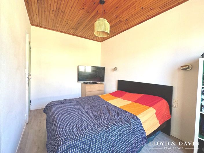 Image No.6-2 Bed House for sale