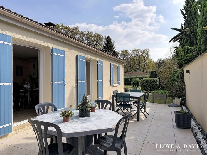 Image No.3-3 Bed House for sale