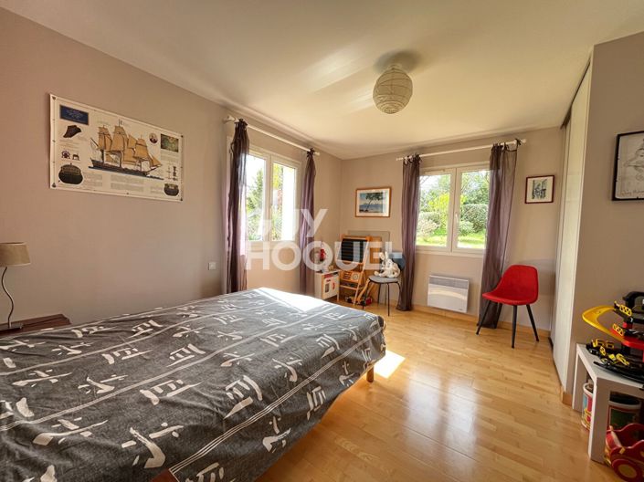 Image No.7-4 Bed House for sale