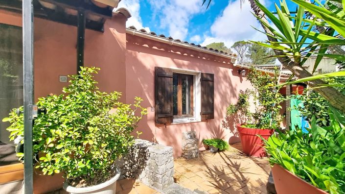 Image No.2-3 Bed House for sale