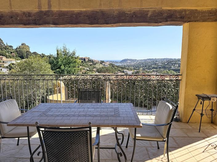 Image No.4-4 Bed House for sale