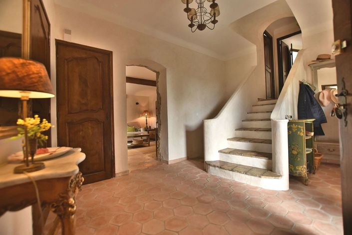 Image No.7-4 Bed House for sale