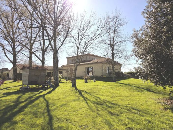 Image No.14-4 Bed House for sale