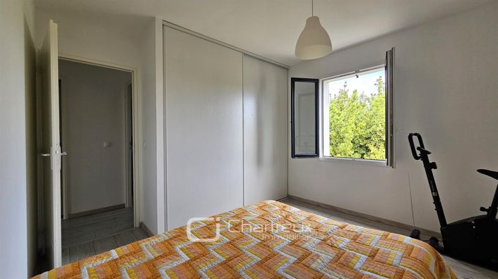 Image No.11-4 Bed House for sale