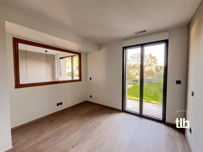 Image No.16-5 Bed Property for sale