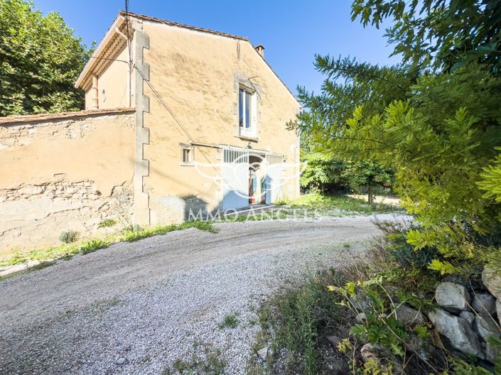 Image No.19-6 Bed House for sale