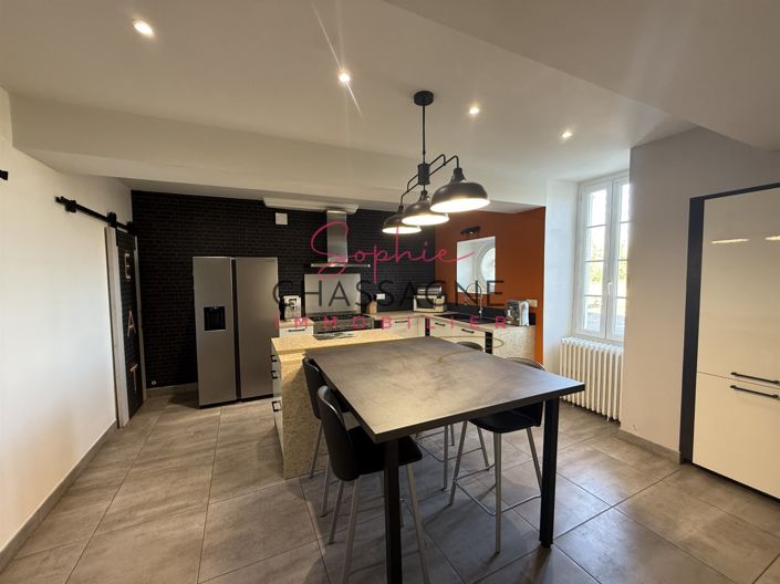 Image No.12-4 Bed House for sale